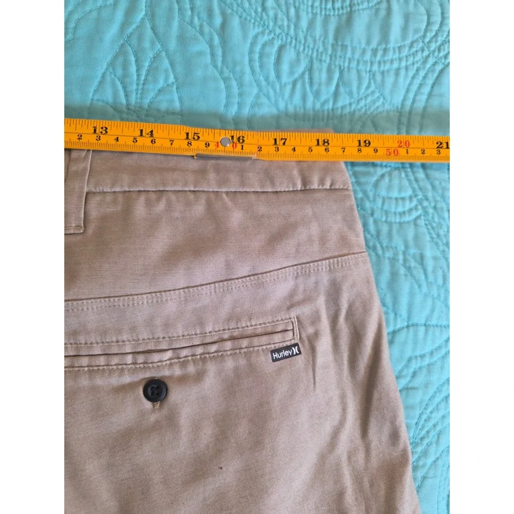 Hurley Mens Dri-FIT Chino Walkshorts Khaki Tan Size 36 Casual Summer Shorts